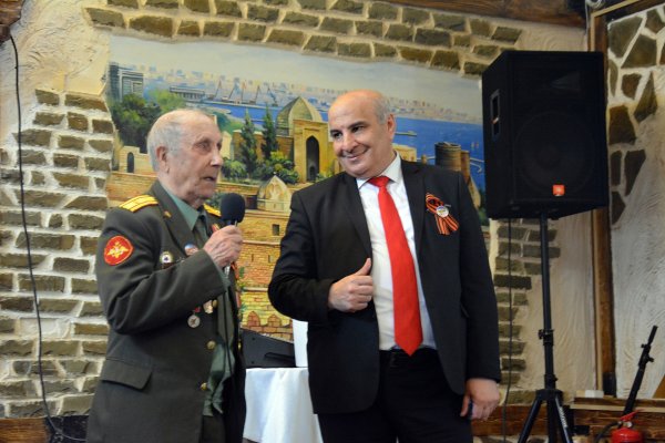 Азербайджанская диаспора в Коми поздравила ветеранов с наступающим Днем Победы