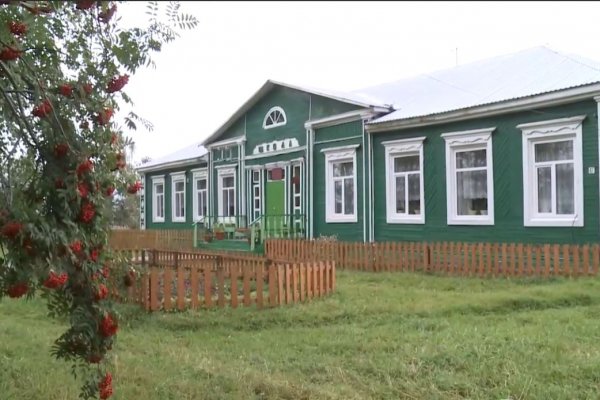 Школе в ижемской деревне Мошъюга присвоят имя ее бывшего директора Вениамина Пальшина