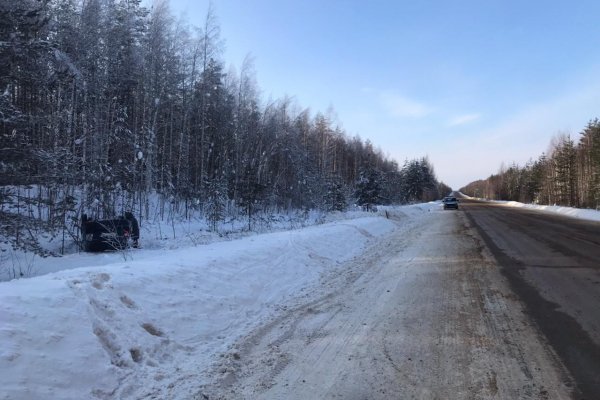 В Усть-Куломском районе женщина-водитель на Skoda Rapid опрокинулась в кювет