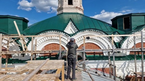 С божьей помощью: завершен ремонт кровли собора в Кылтовском монастыре