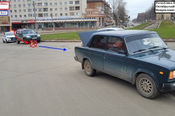 В Сыктывкаре водителя ВАЗа госпитализировали после ДТП на кольце 